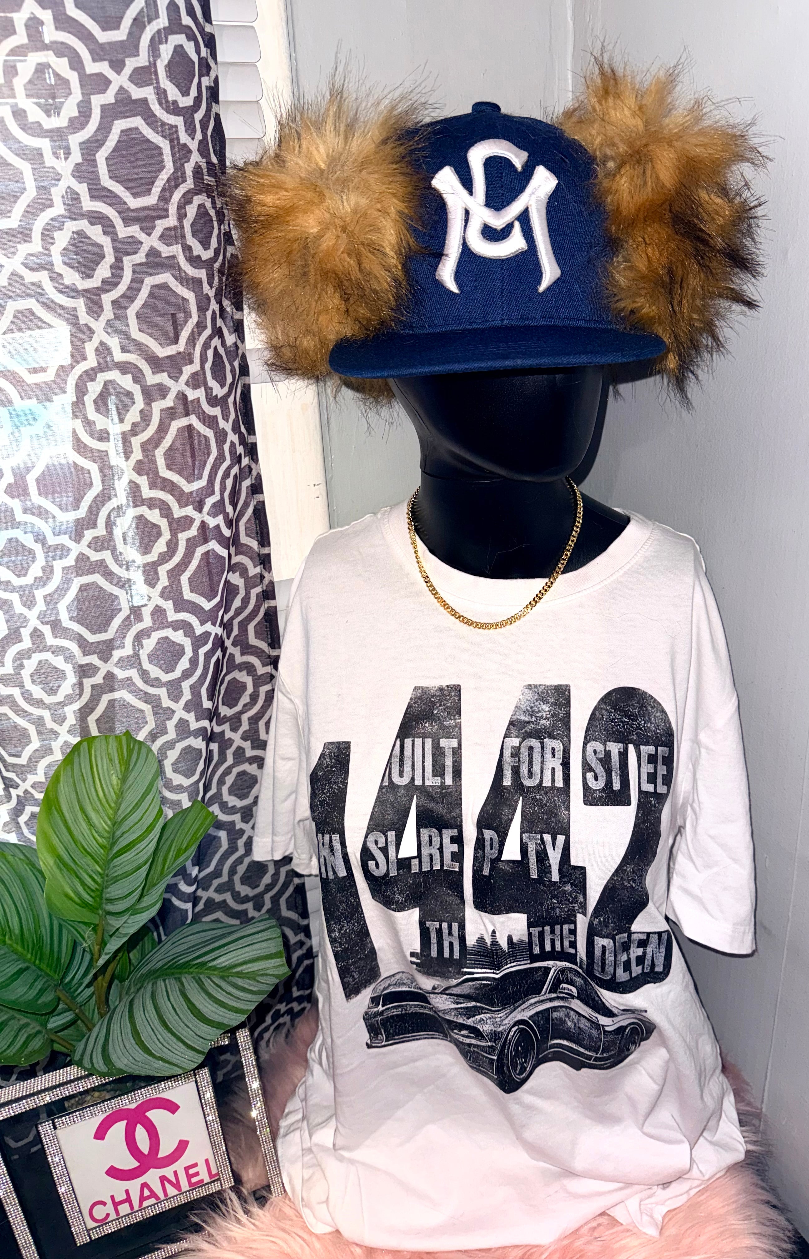 Navy brown fur fitted hat