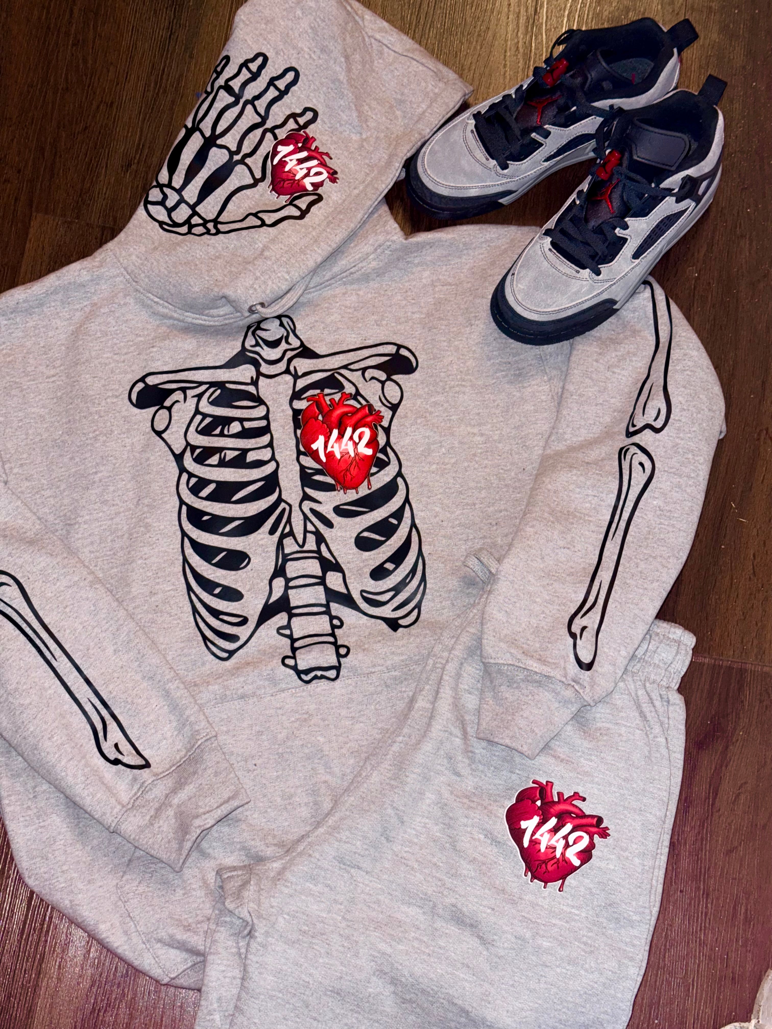Skull sweatsuit