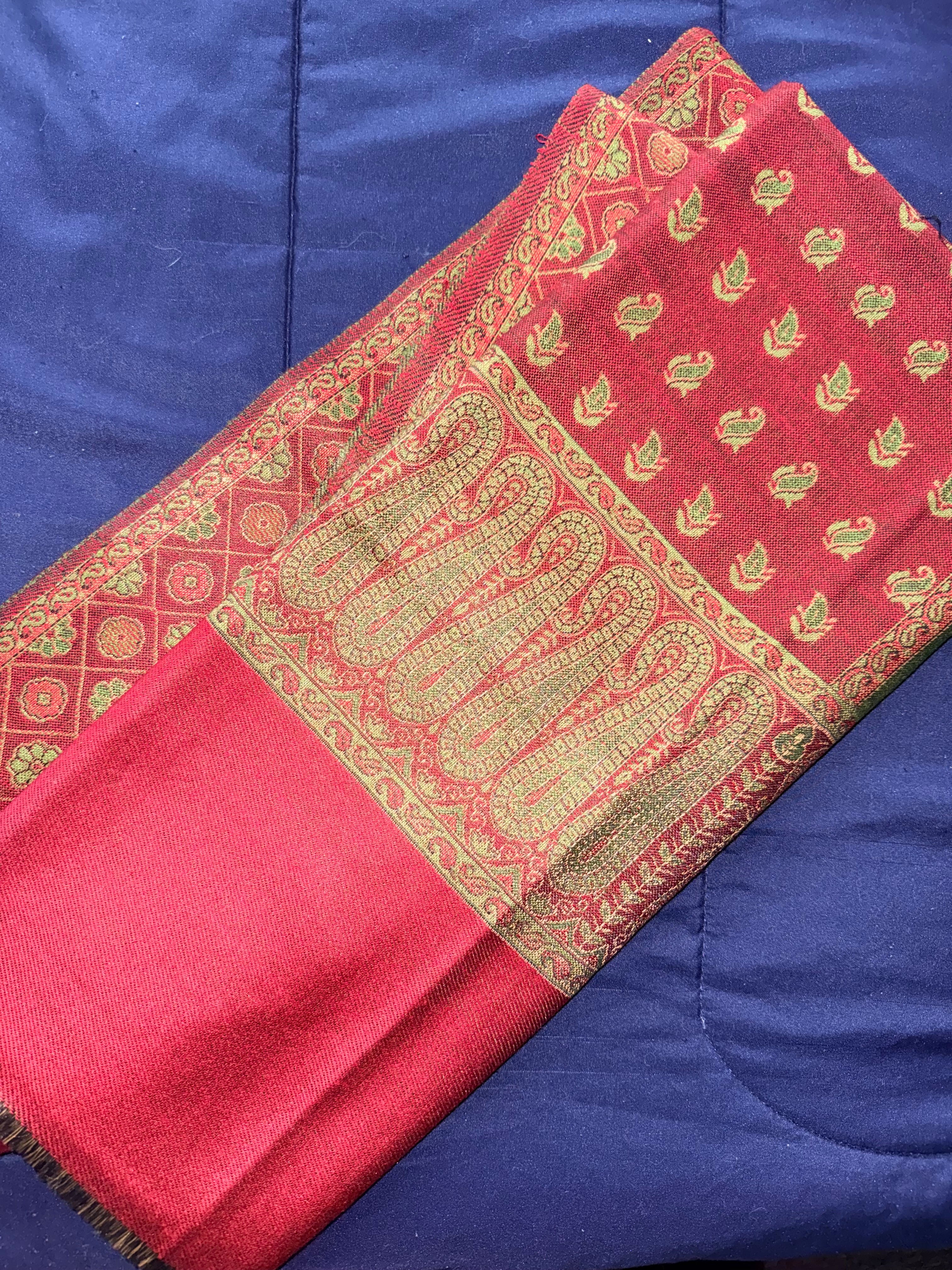 Cashmere izzar wrap